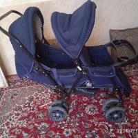 کالسکه دوقلو پشت سر هم