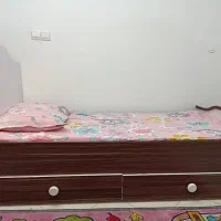 تخت نوجوان|تخت و سرویس خواب|تهران, دریاچه شهدای خلیج فارس|دیوار
