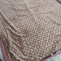 پتو تک رنگ گل برجسته شادیلوون|رختخواب، بالش، پتو|مشهد, امیر|دیوار