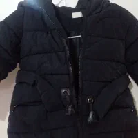 کاپشن|کفش و لباس بچه|بومهن, |دیوار