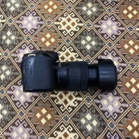 دوربین کنون 80dدی‌/ ۵۰ k شات ۳ باطری سالم canon
