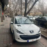 ۲۰۷ سفید مشابه صفر