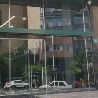 ۲۰ متر مغازه و ۲۰ متر زیرزمین بر اصلی اندرزگو