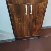 تعدادی موکت و پرده توافقی