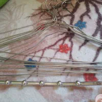 تعدادی چوب لباسی