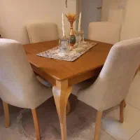 میز نهارخوری ۴نفره نو نو اصلا استفاده نشده