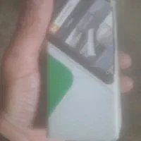 گوشی ساده (نیازفوری)