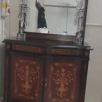 کنسول و آینه و شمعدان