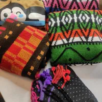 هودی،بافت،شال گرم،جوراب گرم|لباس|شیروان (خراسان), |دیوار