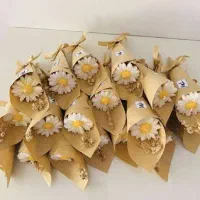 گیفت شمع گل بابونه تحویل فوری