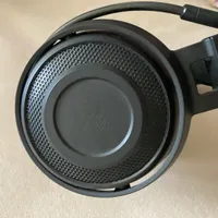هدست ریزر Nari Essential