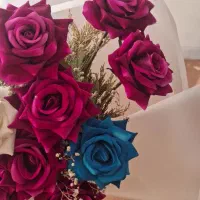دسته گل خشگل مصنوعی|گل مصنوعی|اصفهان, لاله|دیوار