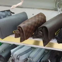 کیف .|کیف، کفش، کمربند|اهواز, نادری|دیوار