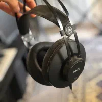 هدفون برند AKG