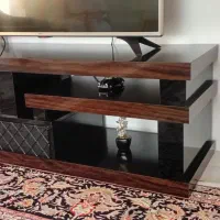 تلویزیون ال‌جی اصل ۴۳ اینچ و میزتلویزیون با کارتن|تلویزیون و پروژکتور|زنجان, |دیوار