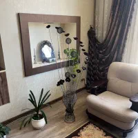 آباژور ایستاده