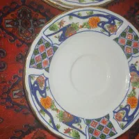 ۶ عدد بشقاب چینی کوچیک قدیمی کلکسیونی روکش طلا|کلکسیون اشیاء عتیقه|شیراز, سعدیه جنوبی|دیوار