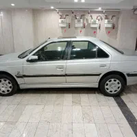 پرشیا مدل ۸۲ بی رنگ میباشد  داخل چت پیام بدید