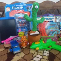 تعدادی اسباب بازی نو