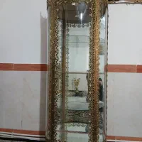 بوفه برنز. و ۲عدد موتر یخچال. ایستاده