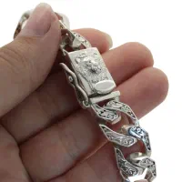 دستبند کارتیر مردانه با طرح سر شیر