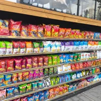 استند جای چیپس چرخ دار