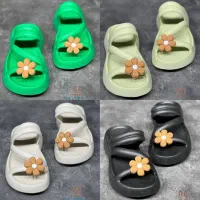 شهردمپایی|کیف، کفش، کمربند|شاهرود, |دیوار