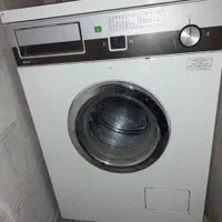ماشین لباس شویی زانوسی