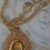 گردن  بندالیزابت والنگو