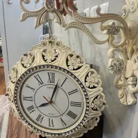 ساعت دیواری