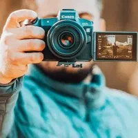 عکاس وفیلمبردار تدوینگر ادمین سناریو نویس گرافیست