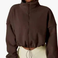 همکار فروشنده خانم