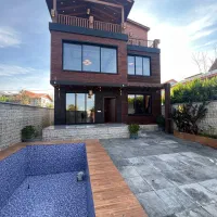 ویلاجنگلی-تریبلکس-روفدار-4خواب-استخردار