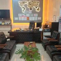 دعوت به همکاری در آژانس املاک گیشا آقا و خانم