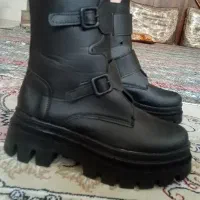 بوت چرم سگک دار سایز ۳۸|کیف، کفش، کمربند|یزد, |دیوار