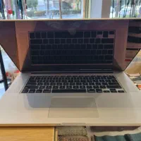 مک بوک پرو ۲۰۱۳ سالم و تمیز