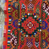 دوزنده روی شش تاری|لباس|خاش, |دیوار