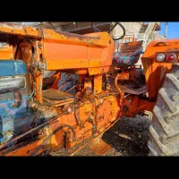 تراکتور رومانی مدل62تمیز