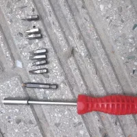 پیچ گوشتی مگنتی با ۸ سر فلزی