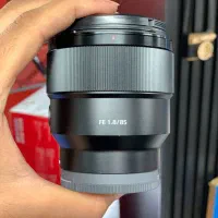 لنز Sony 85mm f1/8