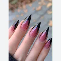 زیبای ناخن های خودت رو به من بسپارید