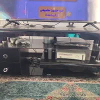میز تلویزیون شیشه ای