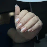 آموزش کاشت ناخن