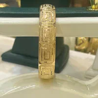 کارگاه النگو سازی|جواهرات|یزد, |دیوار