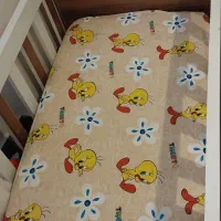 تختخواب کودک به همراه تشک و کاور تشک