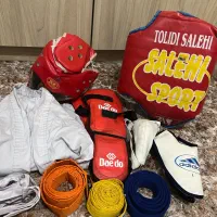 لباس و لوازم کاراته