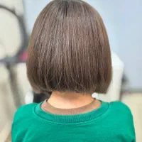 نیازمند مدل کوتاهی مو در سالن زیبایی اندیشه|خدمات آرایشگری و زیبایی|اندیشه, اندیشه فاز ۴|دیوار