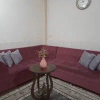 مبل ال ۶نفره سالم به همراه میز گرد چوبی