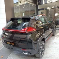 نمایندگی تجارت خودرو خسروانی X33 CROSS CVT