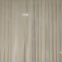 پرده توری چهار متری و خورده و یک عدد لحاف کرسی